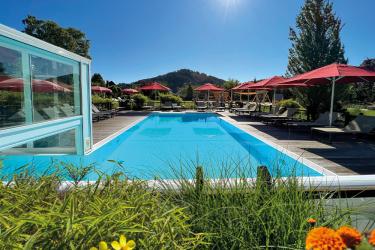 pool 2